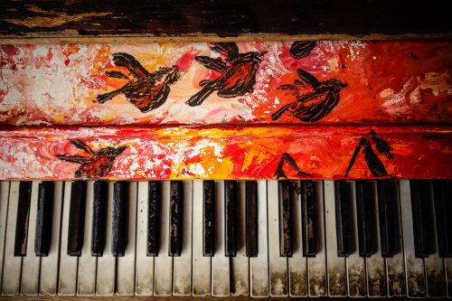 Piano - The Best Instrument (Photo by Patrick Hendry on Unsplash)