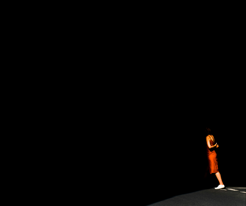 Confined in Everday Scenes by composer Frank Horvat (photo by Aymeric Lamblin)