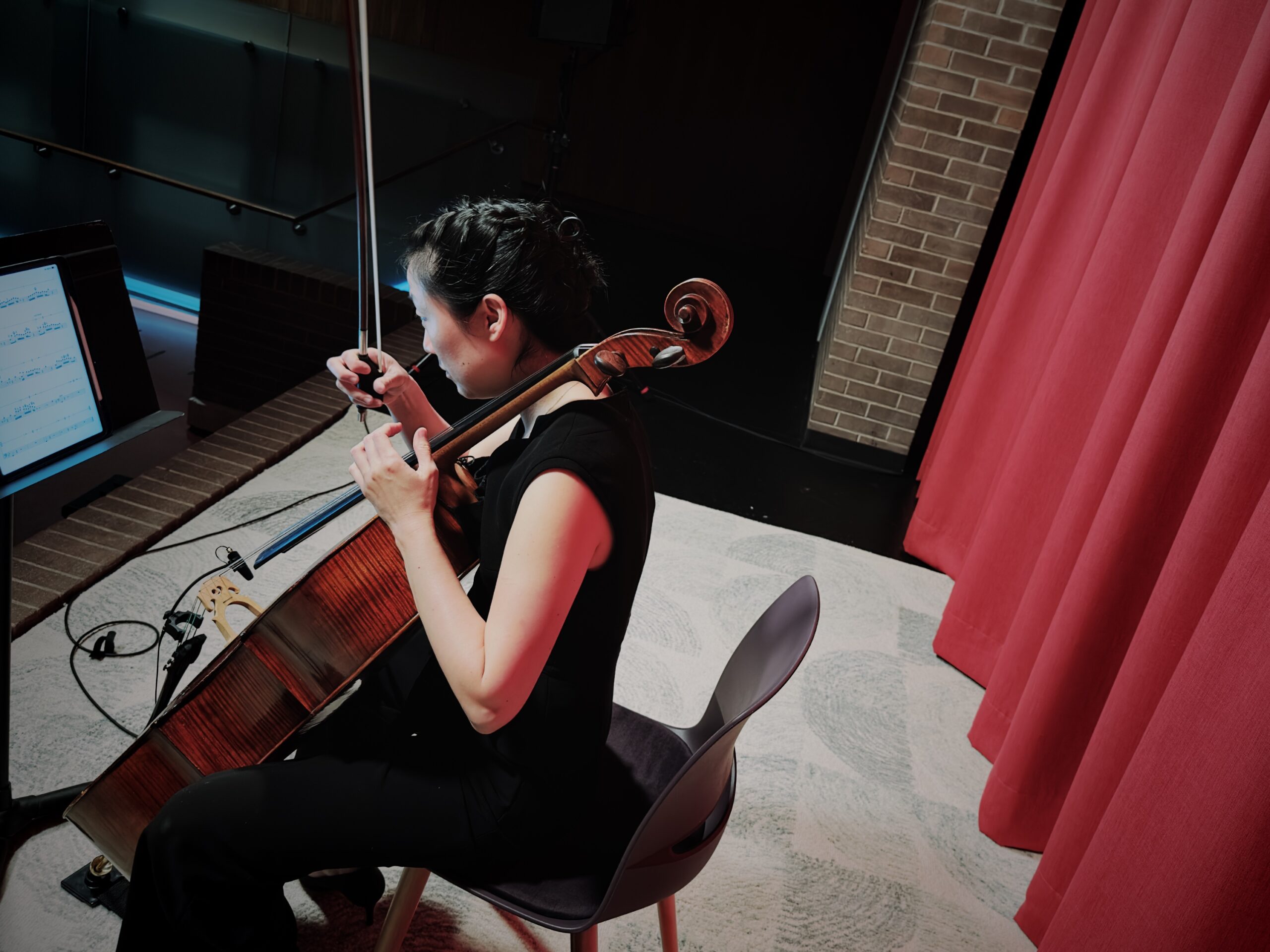 Joann Whang premiering Frank Horvat's Confined in Everyday Scenes about modern-day slavery and human trafficking